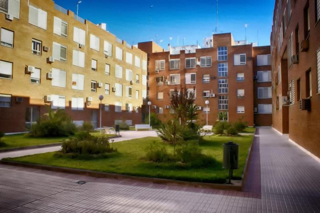 Home@Porvenir Vft/Se/03555 إشبيلية المظهر الخارجي الصورة